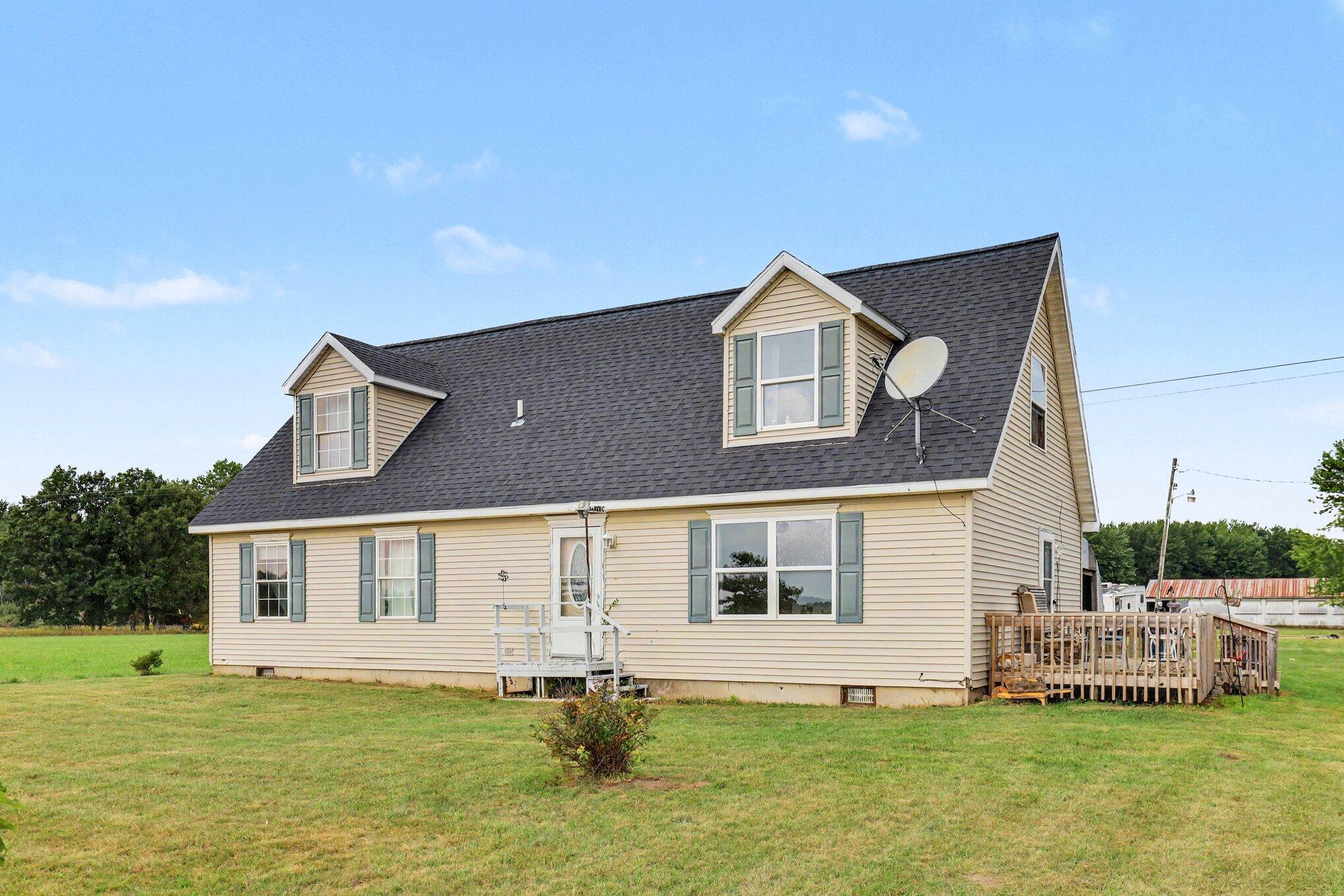 17400 West Briggs Road Pierson, MI 49339 - Photo 1 of 15 001_file_3010