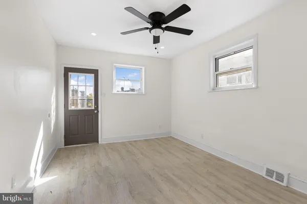 $1,625 | 1807 South 9th Street, Unit 2, Philadelphia, PA 19148