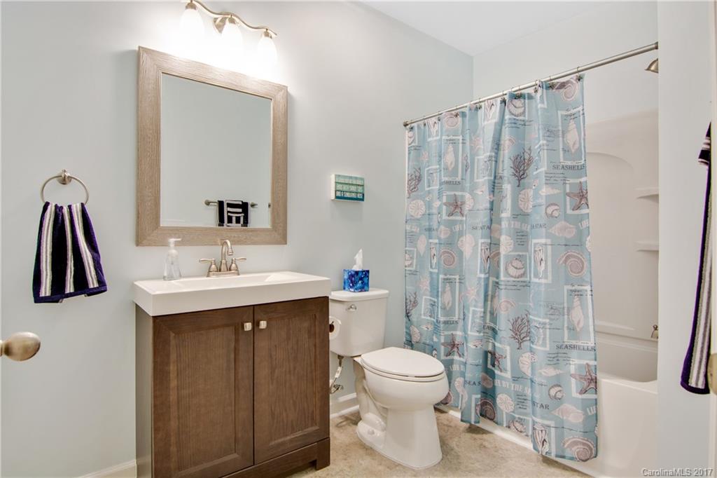 9131 Inverness Bay Road Charlotte, NC 28278 - Photo 13 of 24 Gallery Image 13