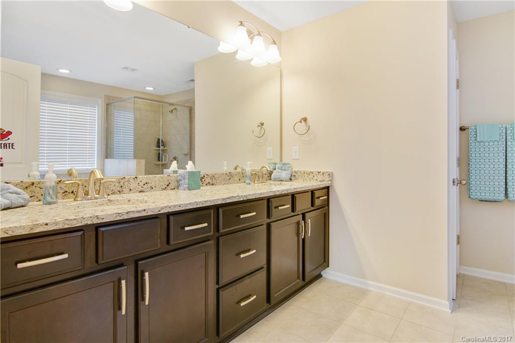 9131 Inverness Bay Road Charlotte, NC 28278 - Photo 16 of 24 Gallery Image 16