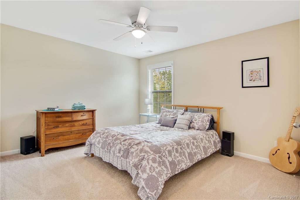 9131 Inverness Bay Road Charlotte, NC 28278 - Photo 17 of 24 Gallery Image 17