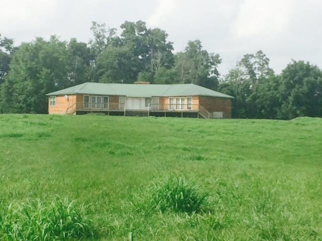 211 Hanna Road Prospect, TN 38477 - Photo 1 of 6 Situated on approximately 106 acres with the perfect blend of pasture and woods. Private, but still convenient to town.