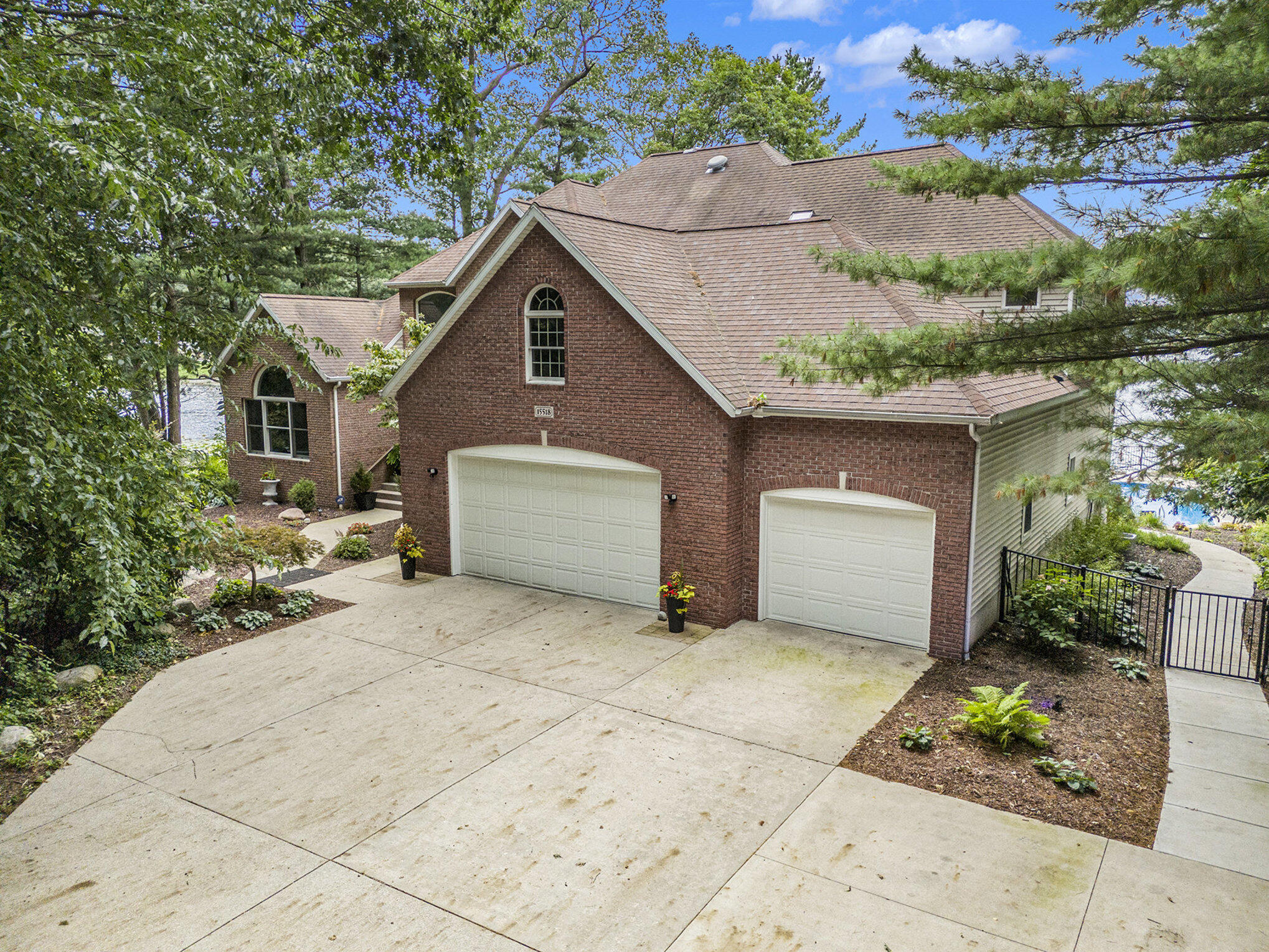 15518 Oak Ridge Drive Spring Lake, MI 49456 - Photo 1 of 68 052_photo_aug_19_2024_3_44_36_pm_469