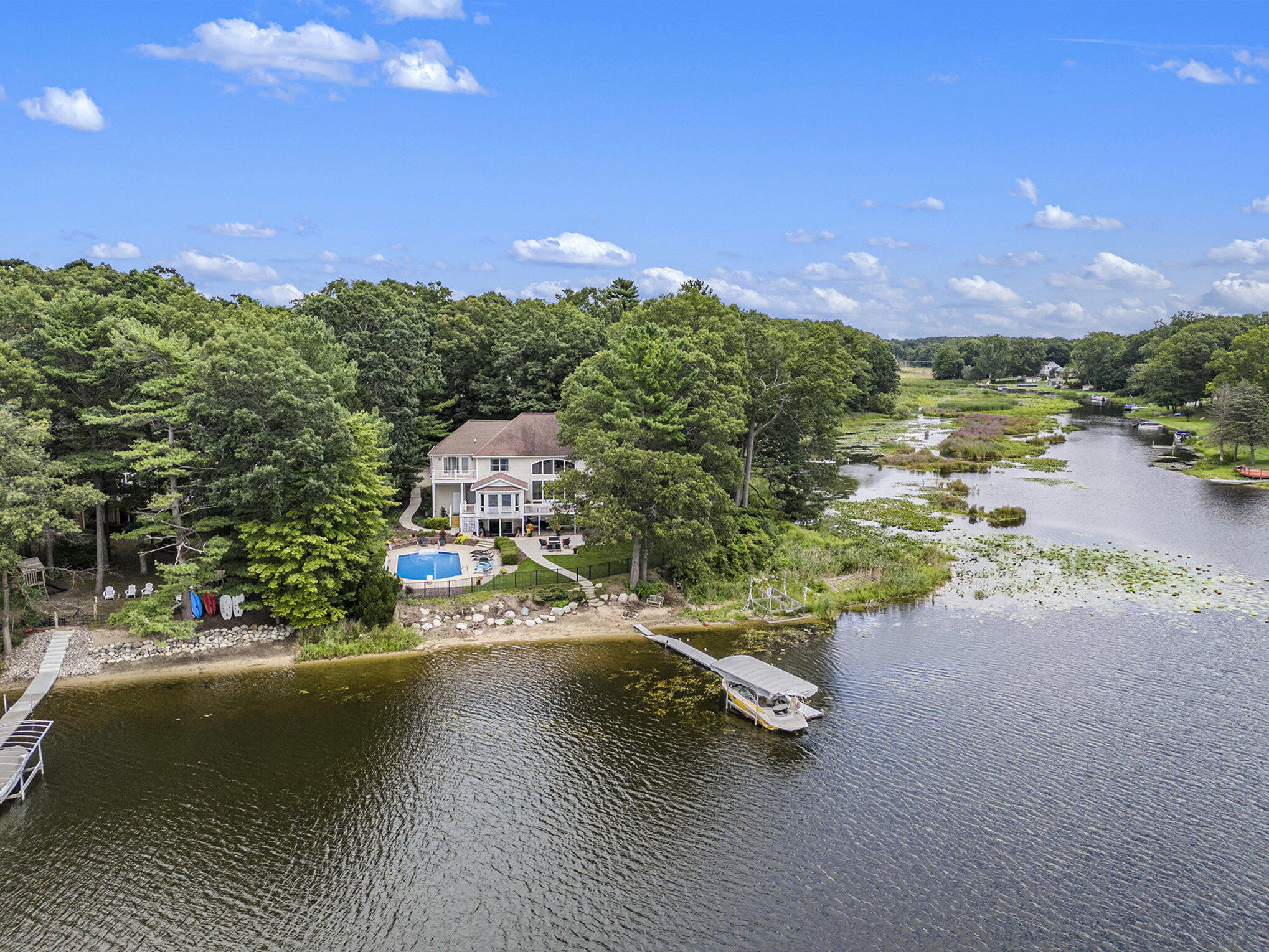 15518 Oak Ridge Drive Spring Lake, MI 49456 - Photo 64 of 68 060_photo_aug_19_2024_3_46_32_pm_668