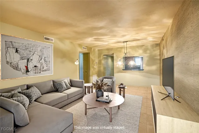 $1,510 | 2121 Collier Avenue, Unit 316, Fort Myers, FL 33901