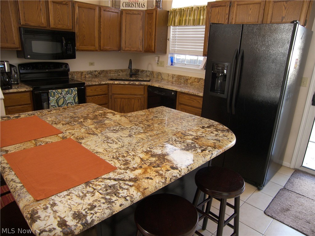 6150 Ridgeview Boulevard North Ridgeville, OH 44039 - Photo 9 of 35