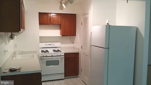 $1,850 | 4360 Ivymount Court, Unit 14, Annandale, VA 22003