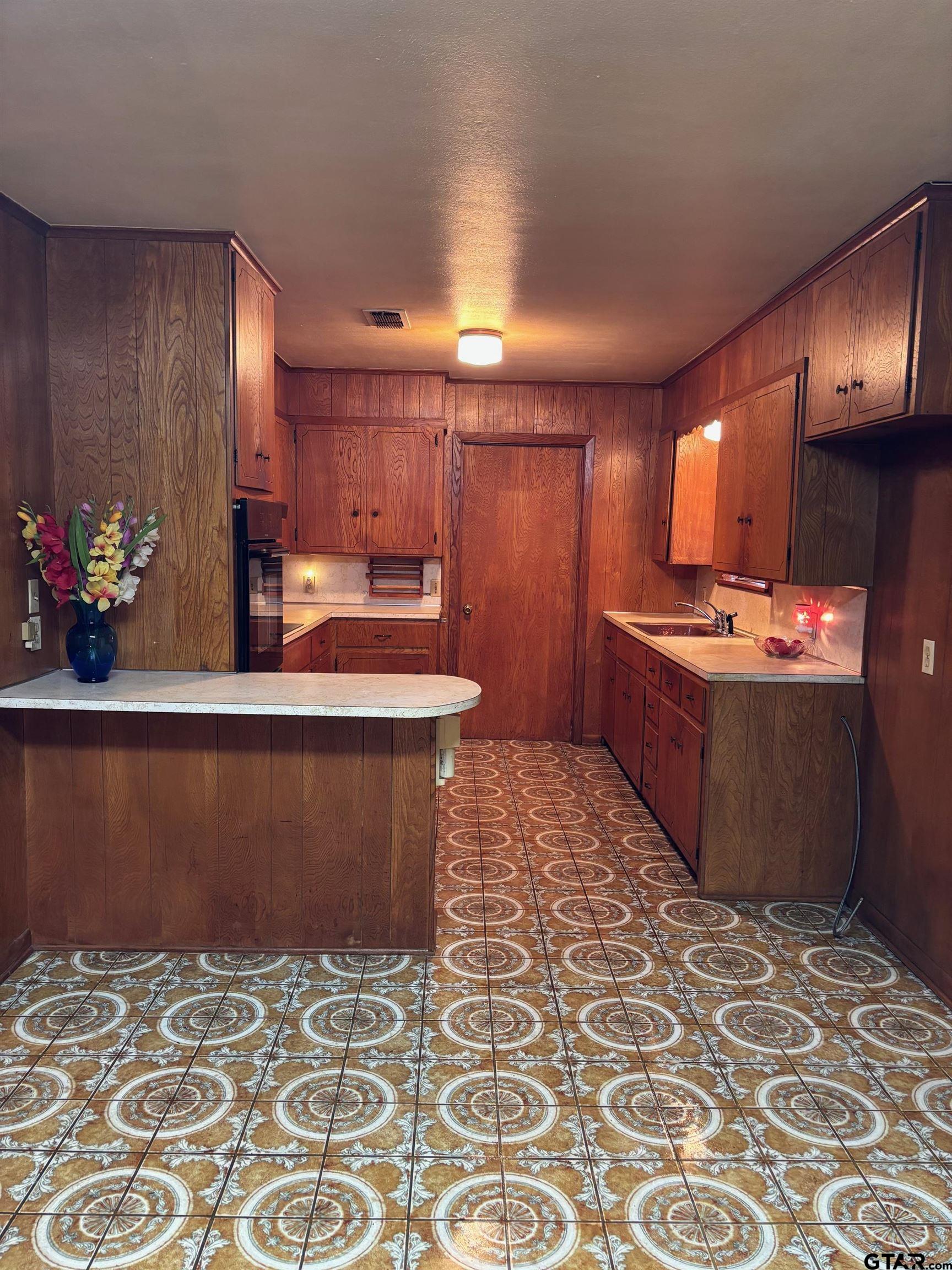 152 County Road 2131 Rusk, TX 75785 - Photo 17 of 43