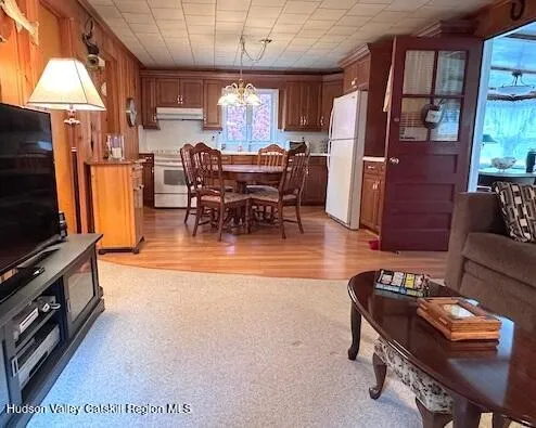 $319,000 | 123 Herdman Road, Phoenicia, NY 12464