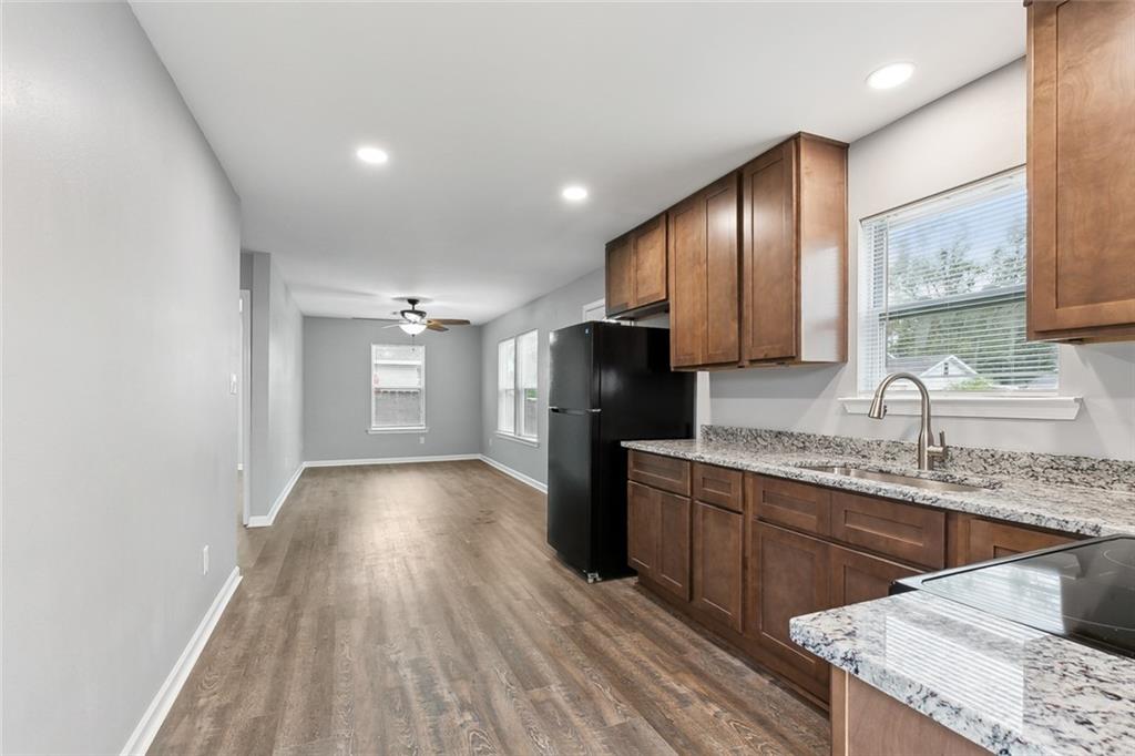 240 Clayton Drive Norco, LA 70079 - Photo 5 of 10