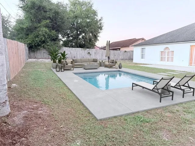 $299,500 | 1045 Belvedere Drive, Deltona, FL 32725