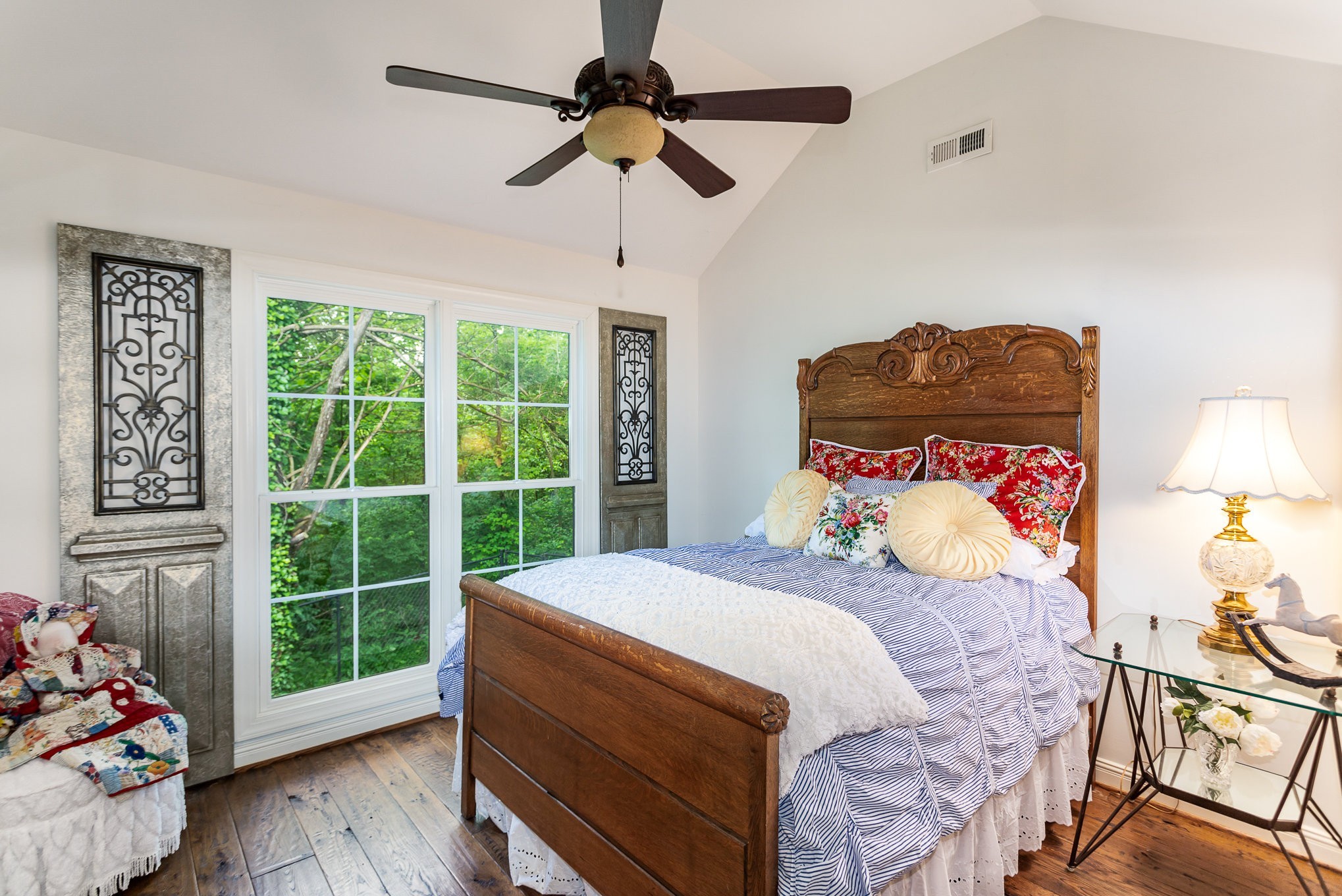 884 Pinnacle Hill Road Kingston Springs, TN 37082 - Photo 28 of 55 a bedroom with a bed and a window