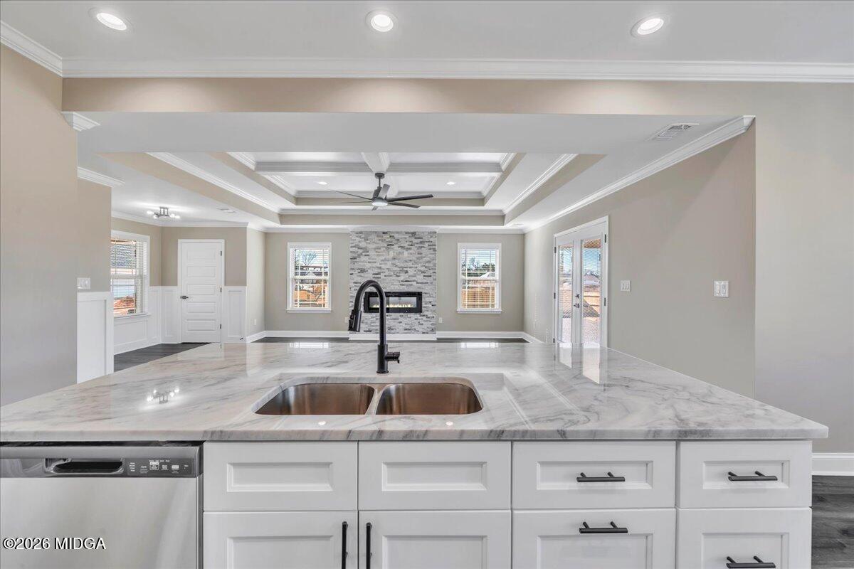 104 Early Drive Byron, GA 31008 - Photo 18 of 58 17 - Kitchen Living Room Fireplace