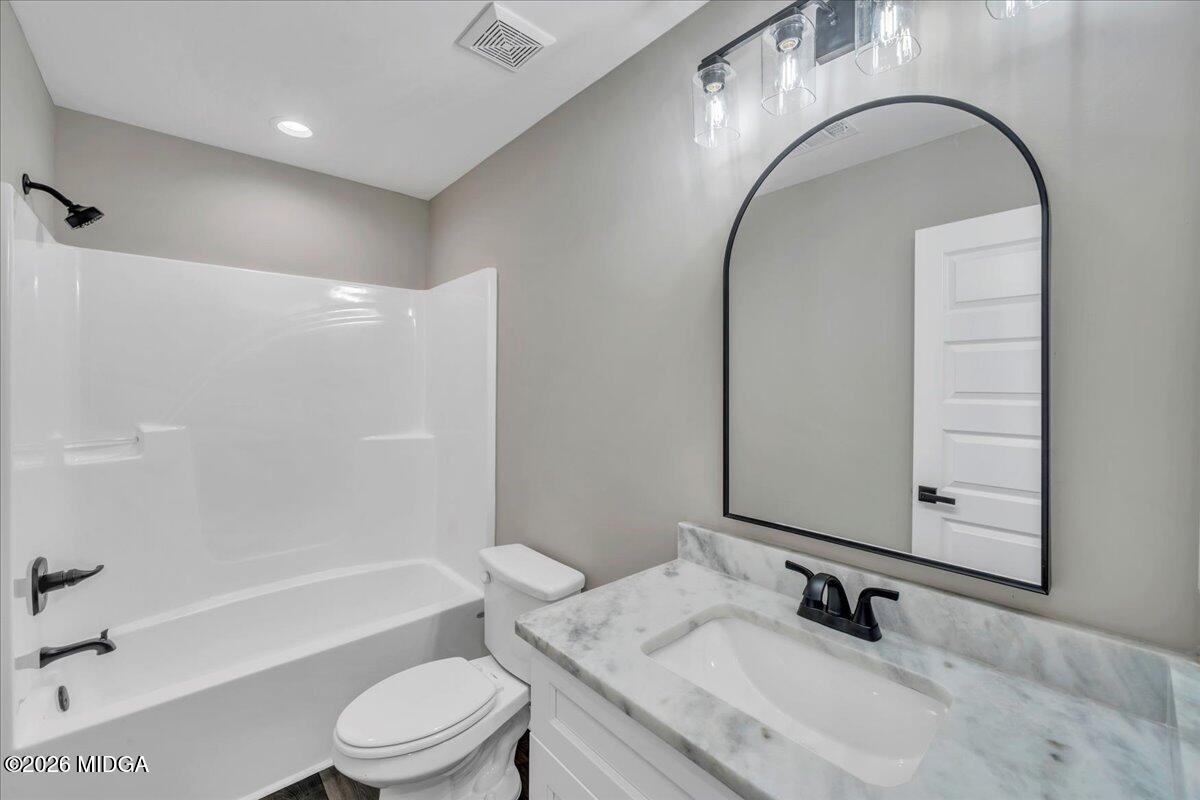 104 Early Drive Byron, GA 31008 - Photo 42 of 58 41 - Hall Bath 1