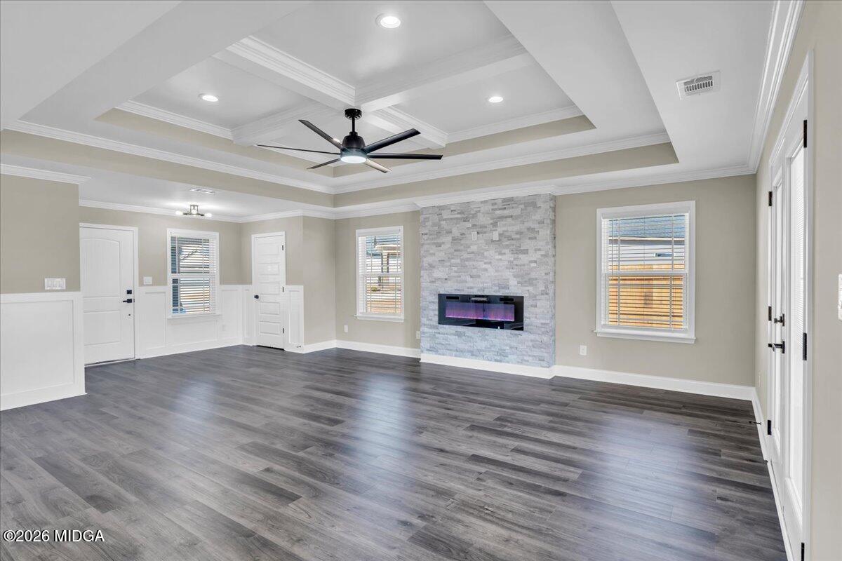 104 Early Drive Byron, GA 31008 - Photo 9 of 56 11 - Living Room 4