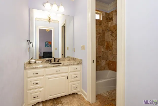 $1,199,000 | 17427 Clubview E Court, Baton Rouge, LA 70810