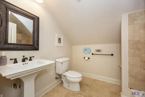 $1,248,950 | 17427 Clubview E Court, Baton Rouge, LA 70810