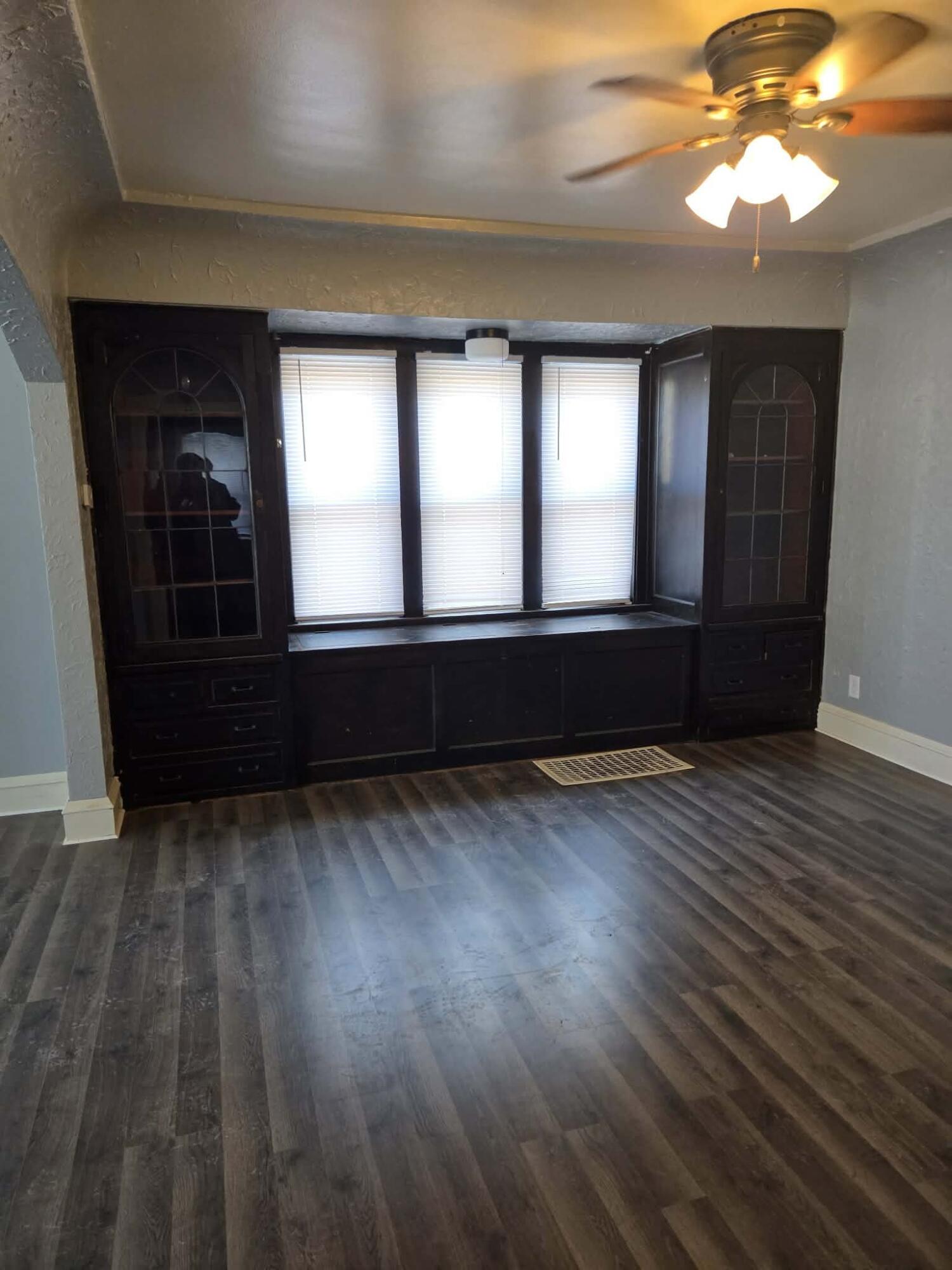 5523 North 37th Street, Unit 5525 Milwaukee, WI 53209 - Photo 4 of 17 G6VumEIJ