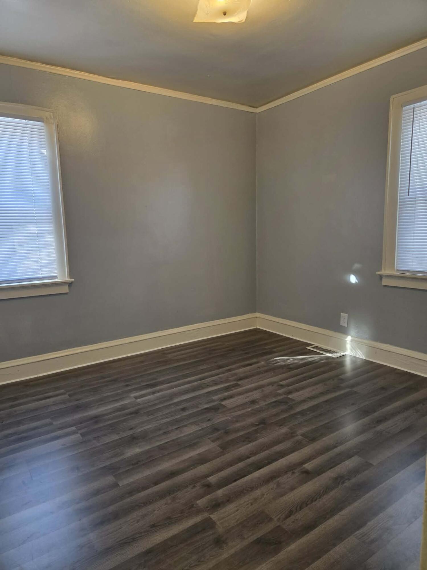 5523 North 37th Street, Unit 5525 Milwaukee, WI 53209 - Photo 9 of 17 X-8iI-r7