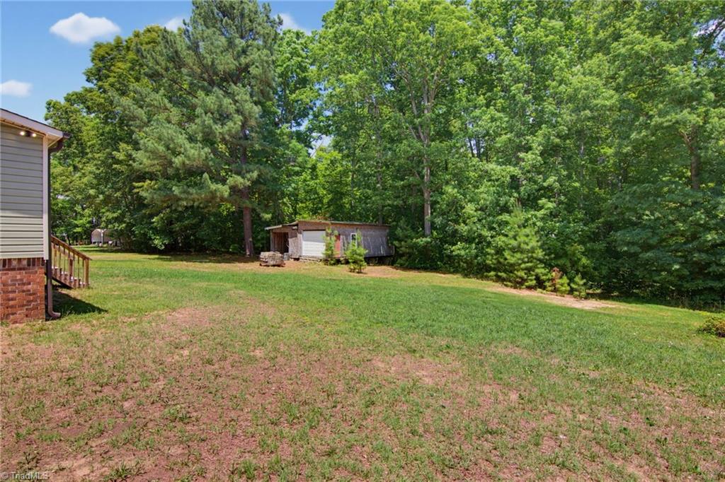 1059 Whitts Road Madison, NC 27025 - Photo 27 of 30