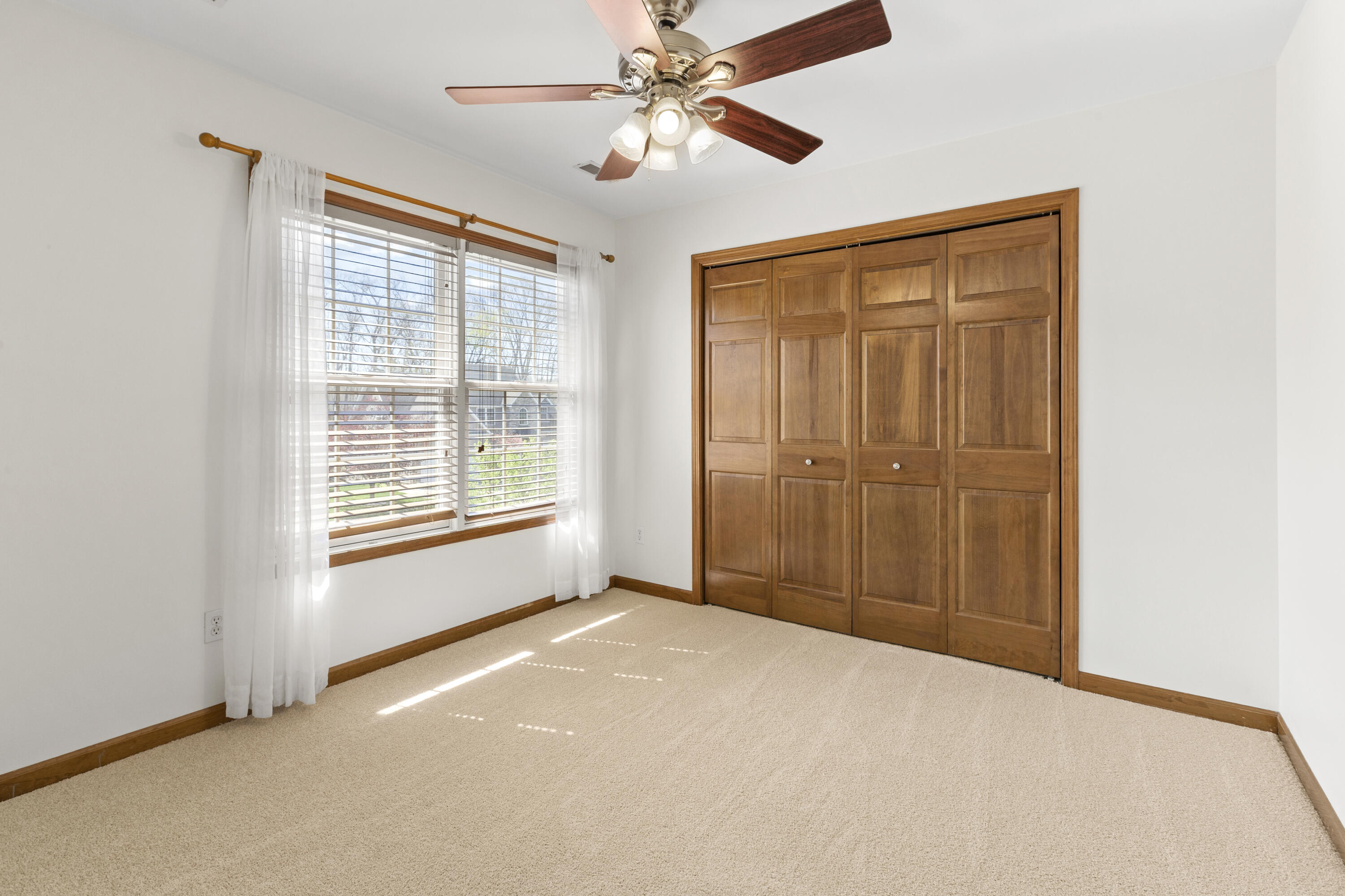 243 Eagle Ridge Drive Valparaiso, IN 46385 - Photo 28 of 52 3000x2000