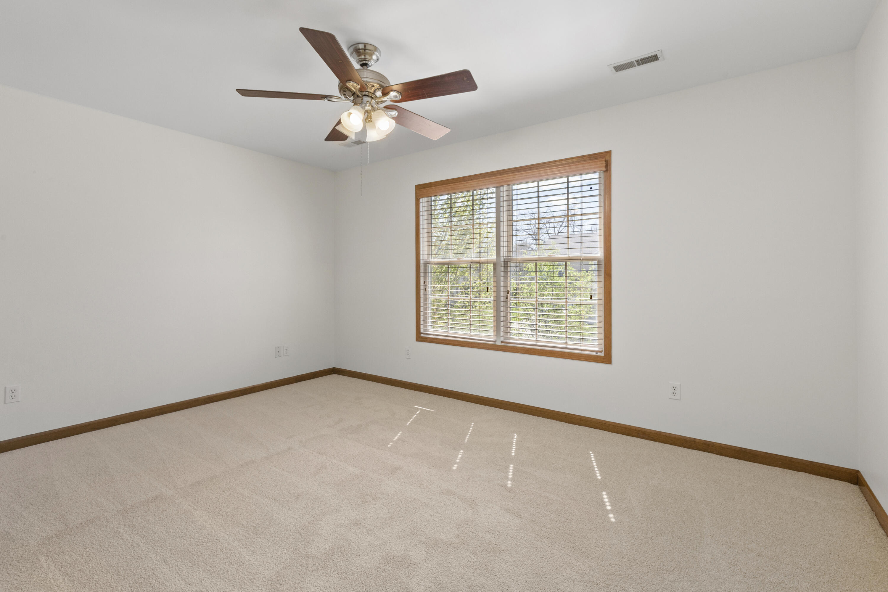 243 Eagle Ridge Drive Valparaiso, IN 46385 - Photo 29 of 52 3000x2000