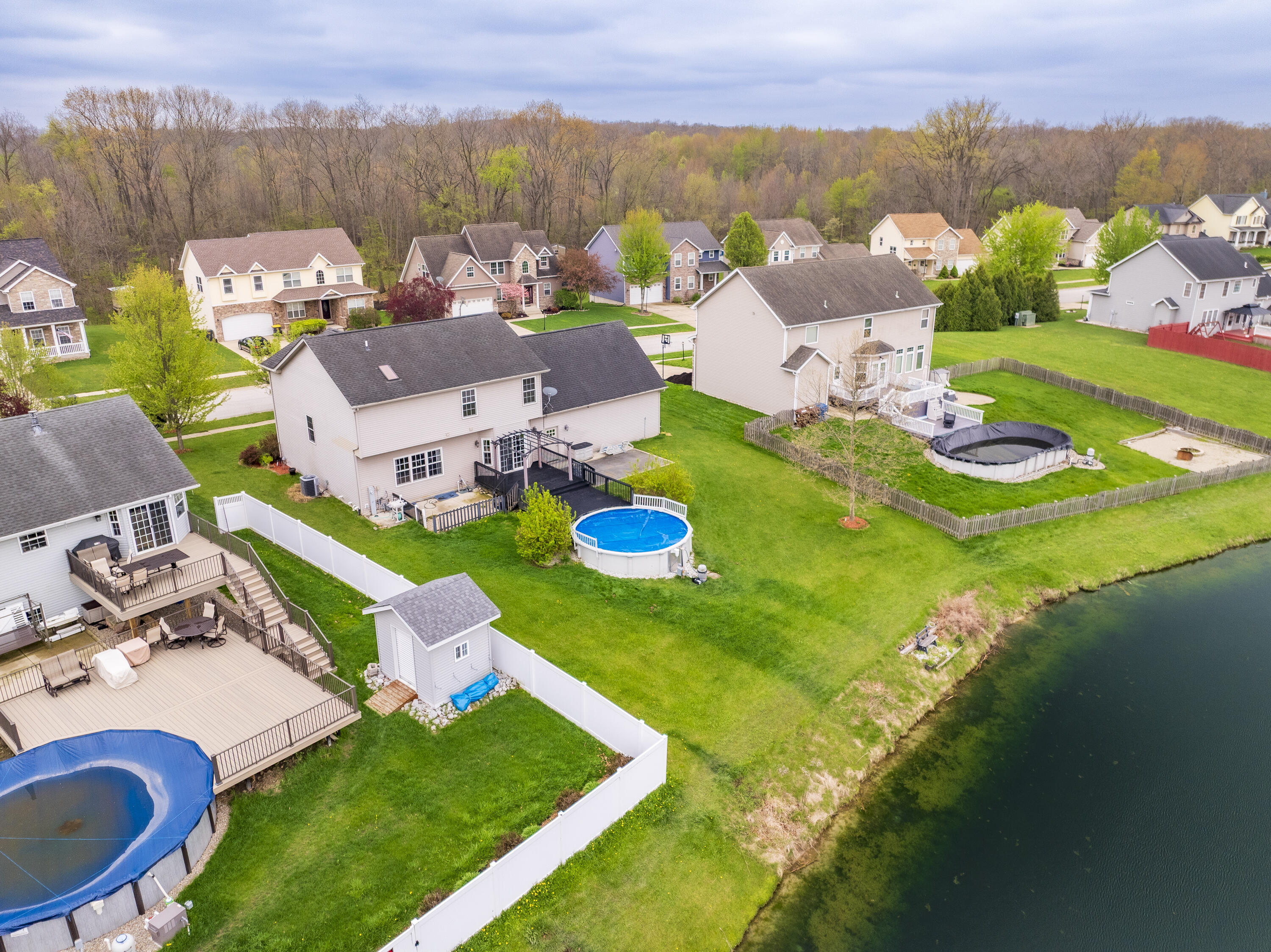 243 Eagle Ridge Drive Valparaiso, IN 46385 - Photo 46 of 52 3000x2247