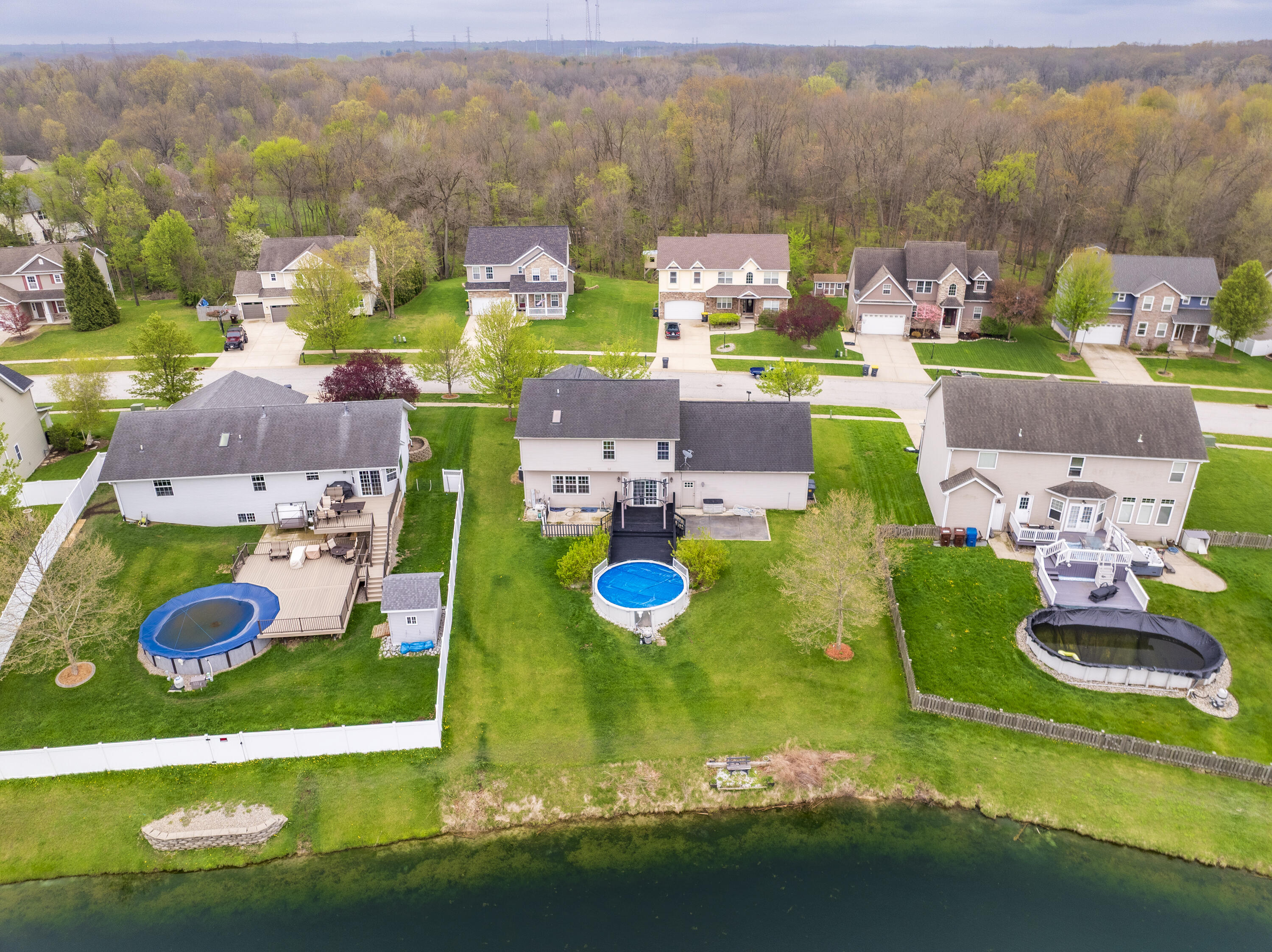 243 Eagle Ridge Drive Valparaiso, IN 46385 - Photo 49 of 52 3000x2247