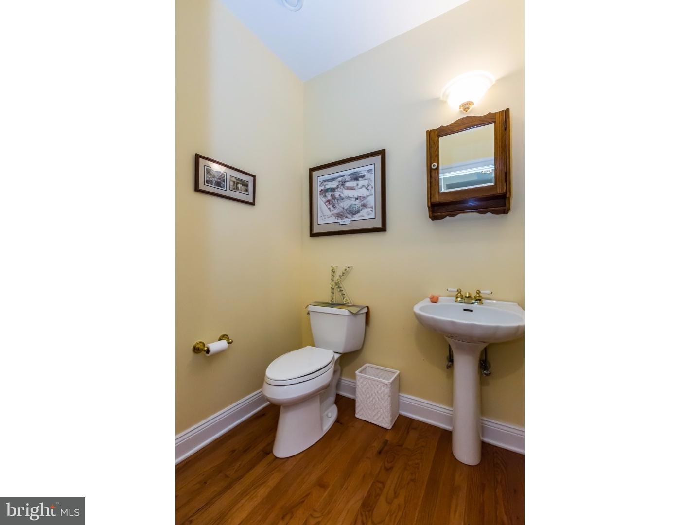 16 Cambridge Road Downingtown, PA 19335 - Photo 15 of 25 Half Bath