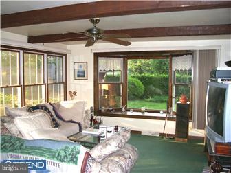 1 Lawnside Road Cheltenham, PA 19012 - Photo 3 of 11 Family Room