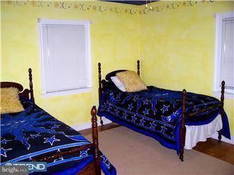 1 Lawnside Road Cheltenham, PA 19012 - Photo 8 of 11 Bedroom
