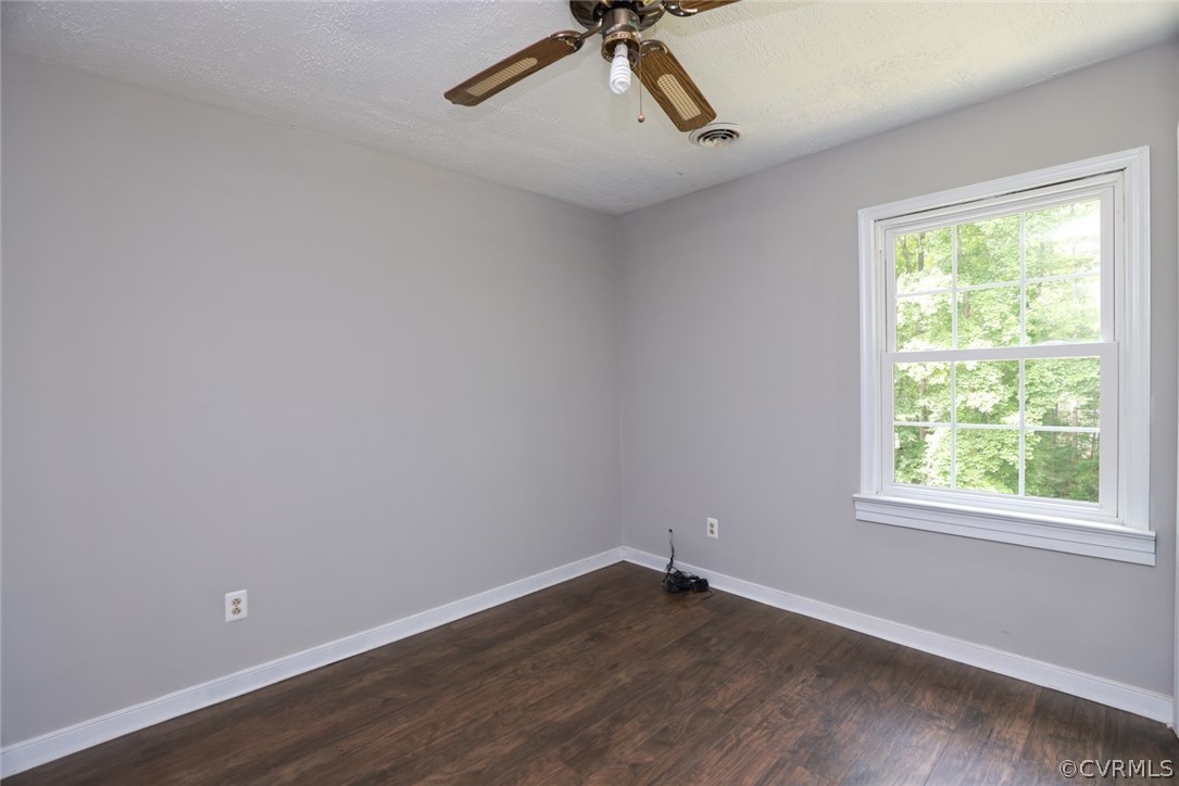 6506 Jessup Road North Chesterfield, VA 23832 - Photo 14 of 21 Gallery Image 14