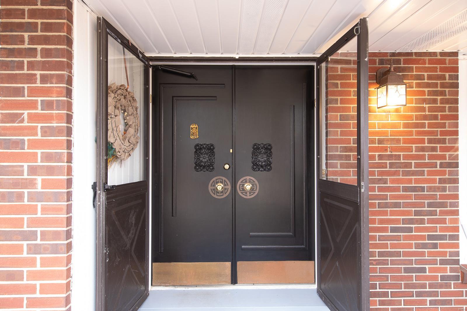 1021 Schulte Road St. Louis, MO 63146 - Photo 2 of 43 Gallery Image 2