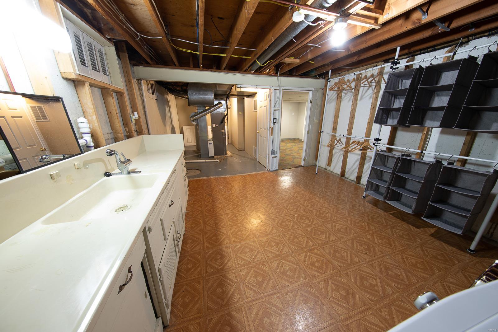 1021 Schulte Road St. Louis, MO 63146 - Photo 34 of 43 Gallery Image 34