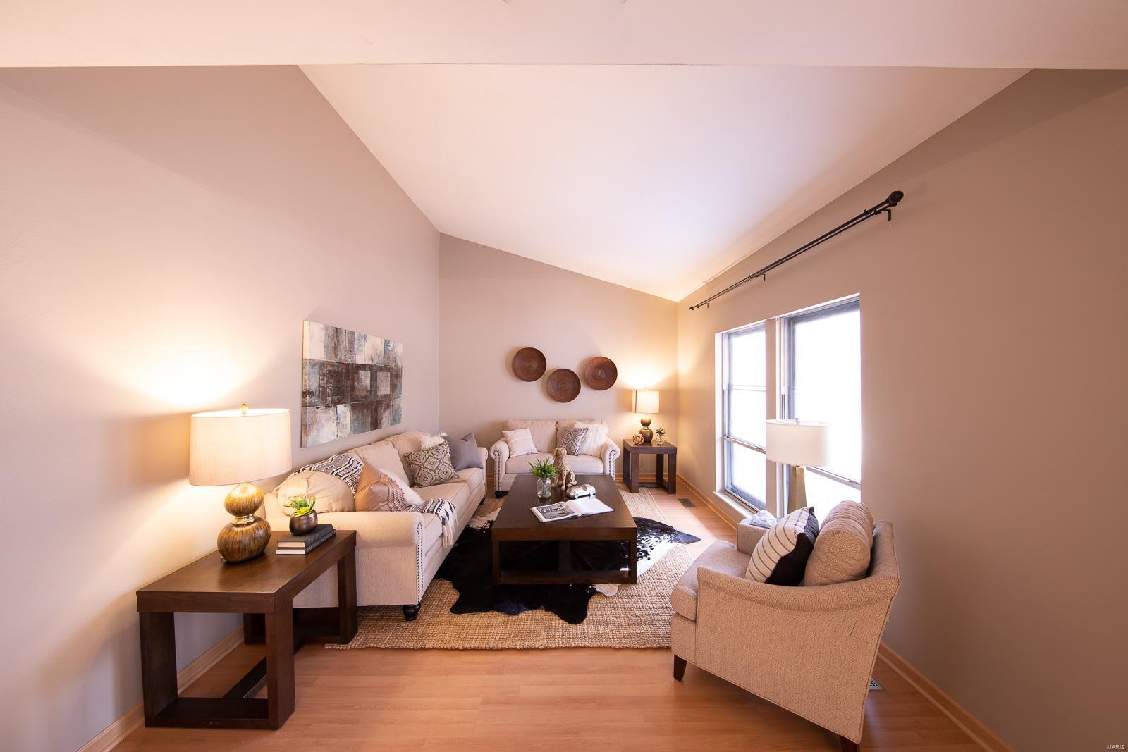 1021 Schulte Road St. Louis, MO 63146 - Photo 5 of 43 Gallery Image 5