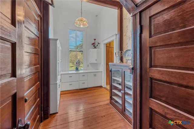 a view of walk in closet