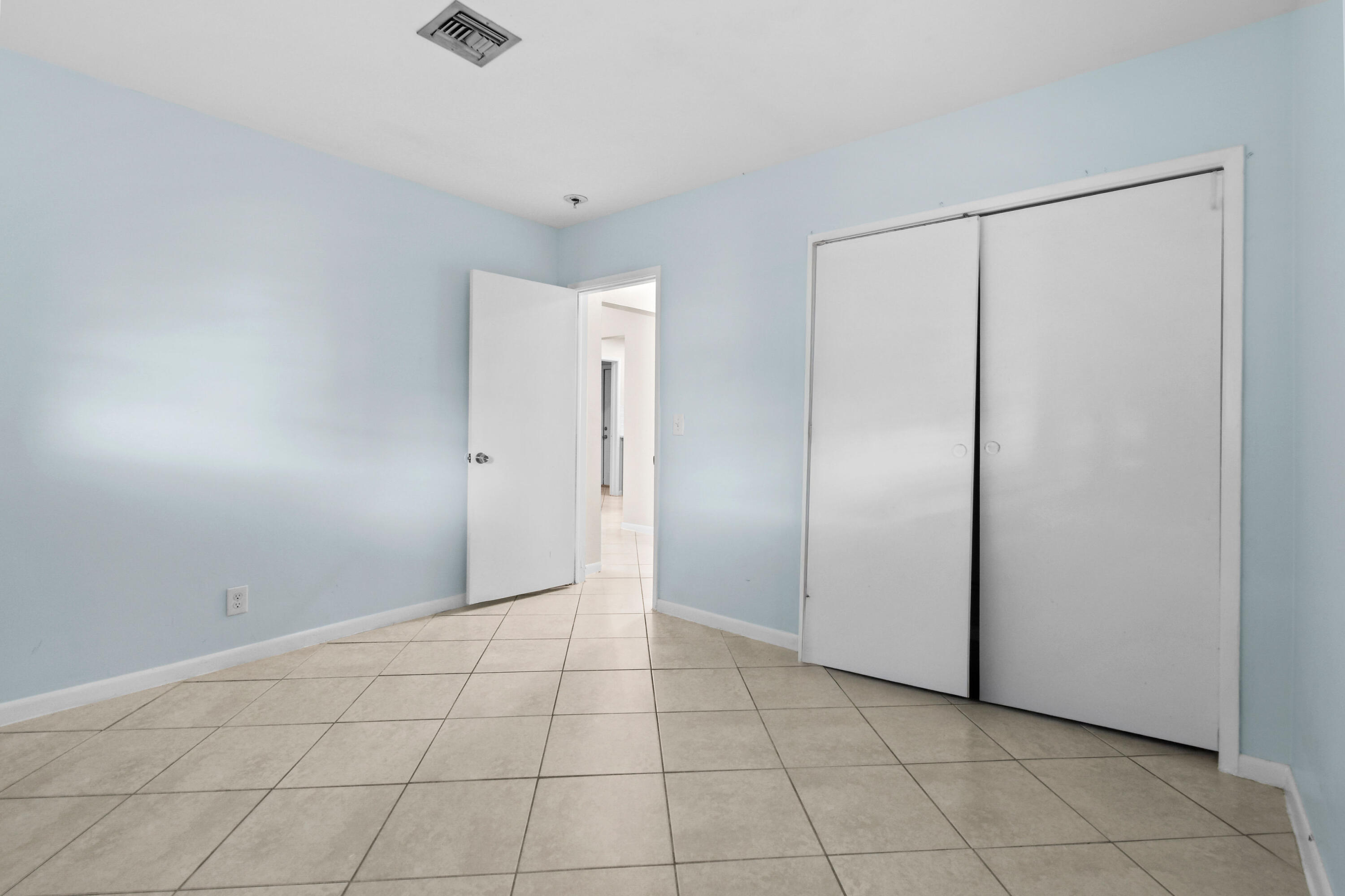 356 Cedar Avenue Tequesta, FL 33469 - Photo 39 of 51 a view of an empty room
