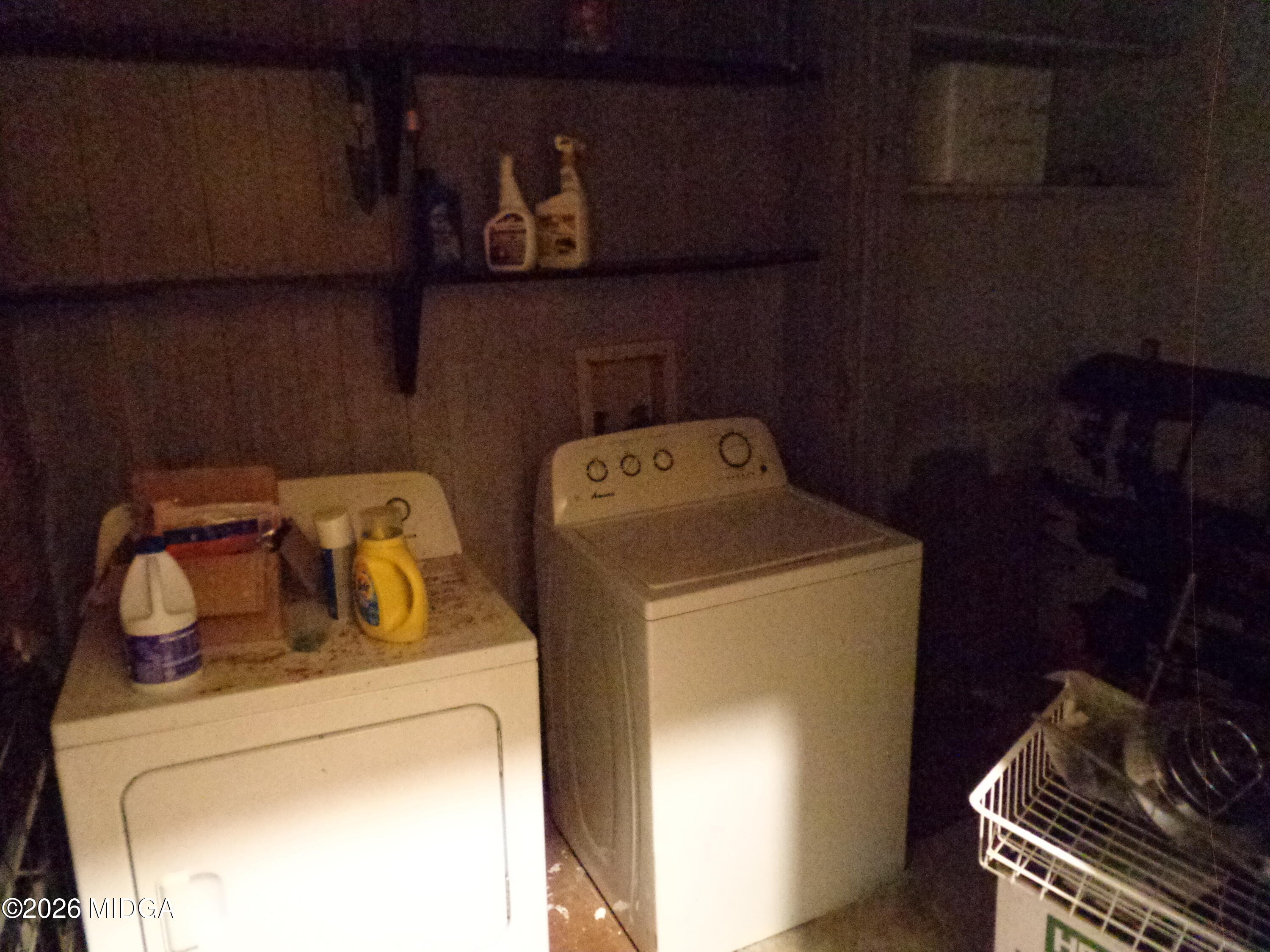 3380 Goodwin Lane Macon, GA 31217 - Photo 18 of 22 a utility room with dryer and washer