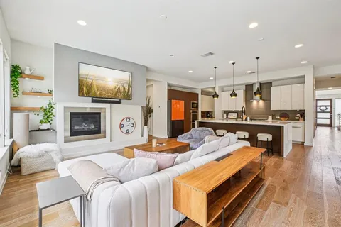 $1,100,000 | 787 Benalla Drive, Frisco, TX 75036