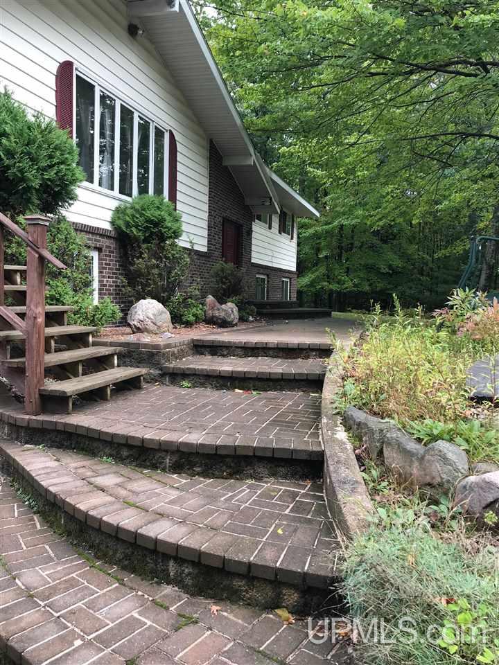 199 Neejee Road Negaunee, MI 49866 - Photo 8 of 32 Gallery Image 8