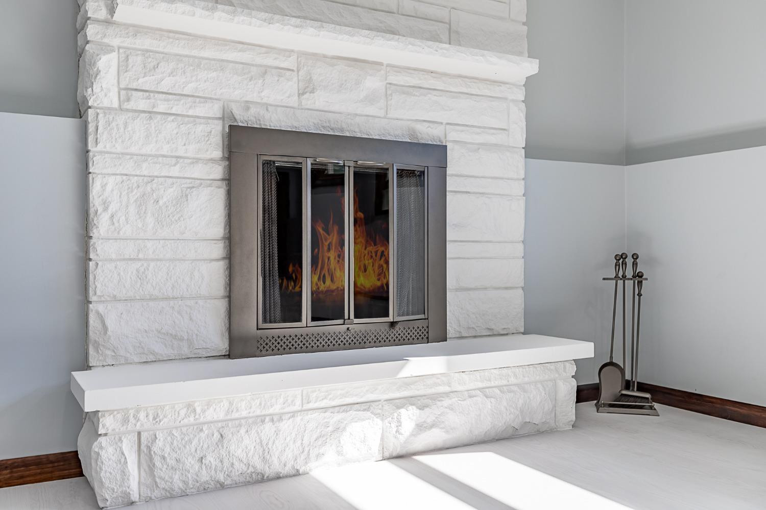 8551 Garfield Avenue Munster, IN 46321 - Photo 32 of 39 a view of a bathtub in a room