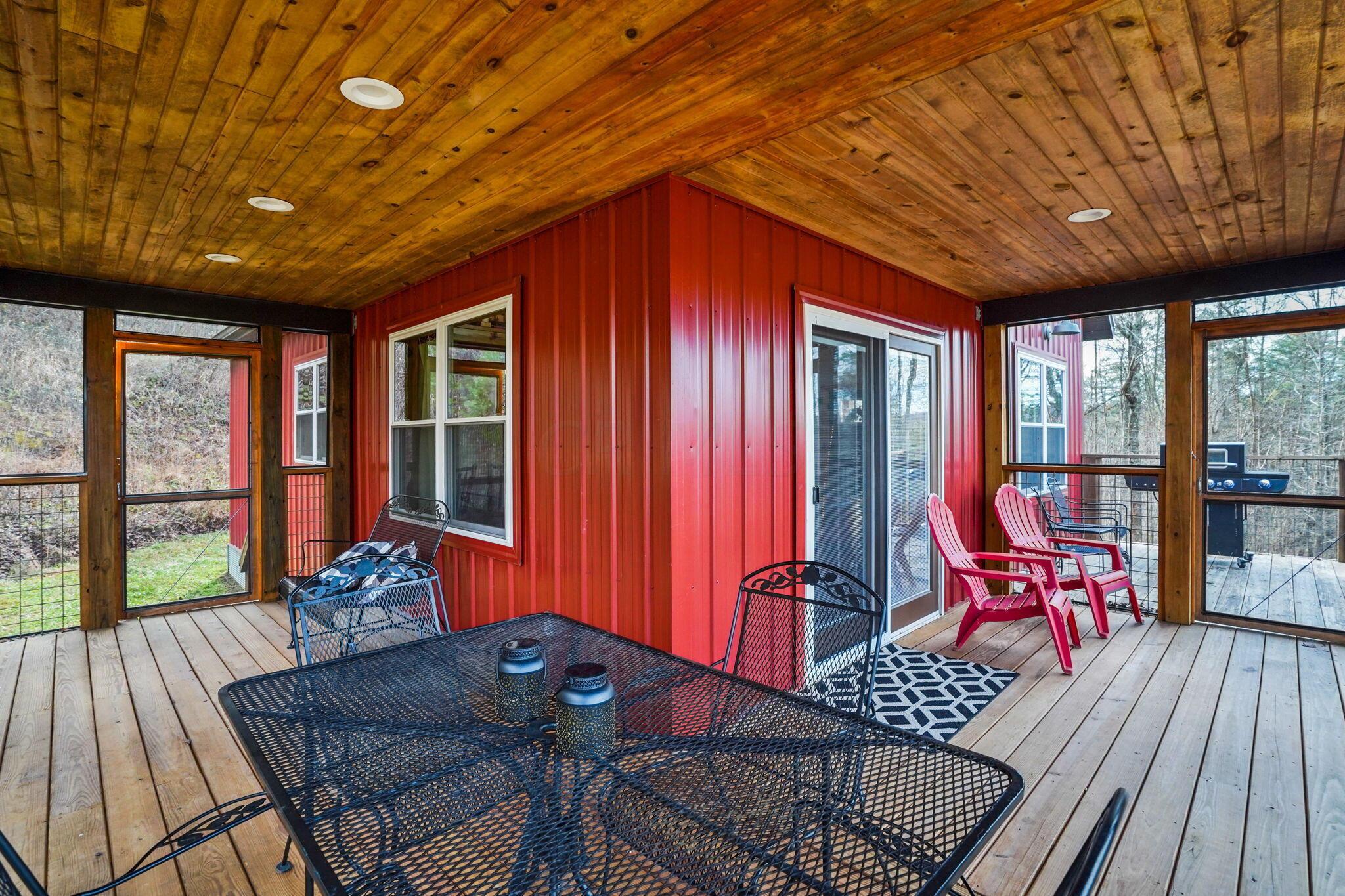 13480 Big Cola Road Rockbridge, OH 43149 - Photo 31 of 72 Screened porch