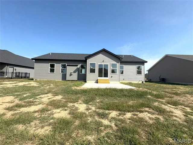 $452,900 | 113 Adderly Lane, Millstadt, IL 62260