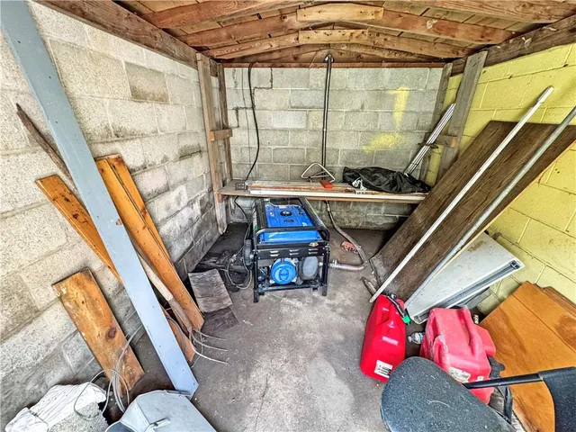 $285,000 | 33247 Bittner Drive, Warsaw, MO 65355