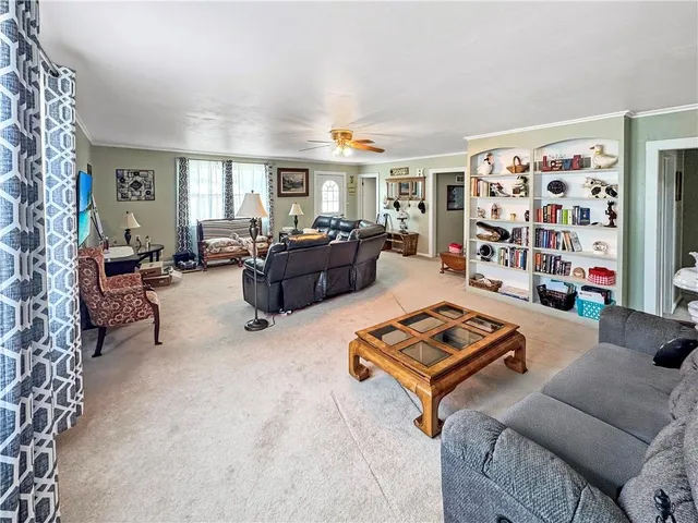 $285,000 | 33247 Bittner Drive, Warsaw, MO 65355