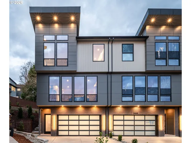 $730,000 | 2425 North R Street, Washougal, WA 98671