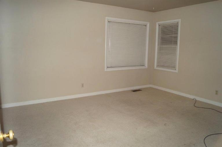 2513 Hillcrest Road Medford, OR 97504 - Photo 13 of 18 Additional Photo