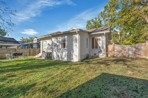 $549,900 | 127 South Greenwood Street, Lebanon, TN 37087