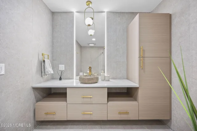 $4,000 | 10 Kinglet Avenue, Marlboro, NJ 07746