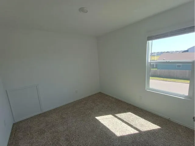 $2,000 | 100 Tugboat Annie Way, Jarrell, TX 76537